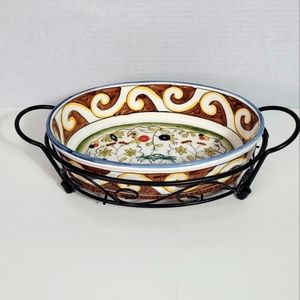 Temptations Oven to Table Beautiful Oval Dish w Metal Stand & Wicker Pad